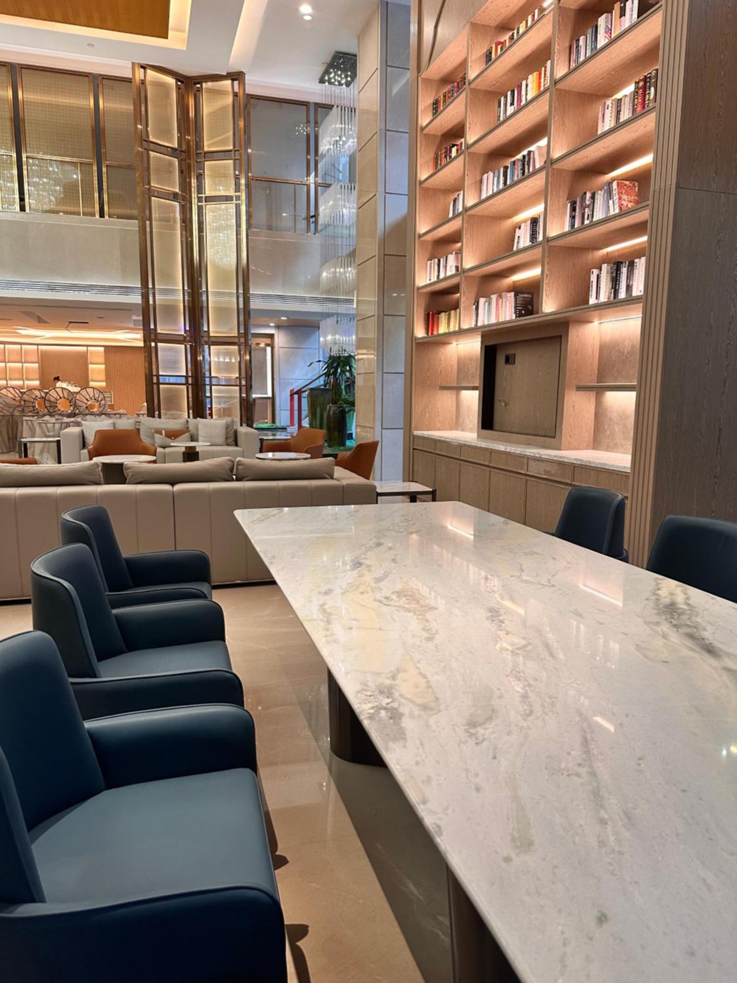 Vienna International Hotel Shenzhen Shuibei ภายนอก รูปภาพ